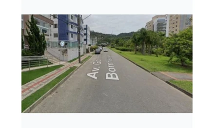 Apartamento em Governador Celso Ramos, Palmas, Avenida Governador Irineu Bornhausen, nº 240, Apto 204, SC. Área: 91.8m2