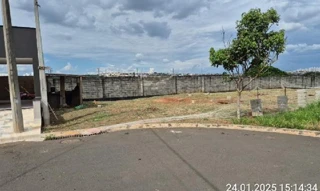 Imóvel 2380361 ['1444419126263'] - ['RUA 10,N. SN LT 18, QD I-FAIXA NON AEDIFICANDI 114,45, RESIDENCIAL JARDIM DO JATOBA - CEP: 13189-140, HORTOLANDIA - SAO PAULO'] ['Jardim do Jatoba'] - ['Hortolândia']/['SP'] - 1