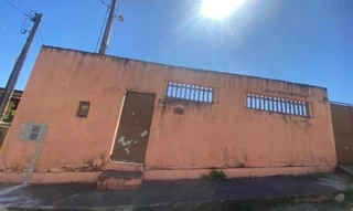 Imóvel 2514162 ['8444432420097'] - ['RUA SAO PAULO,N. 287 LT 07 QD Y, AREAL - CEP: 28976-552, ARARUAMA - RIO DE JANEIRO'] ['Areal'] - ['Araruama']/['RJ'] - 1