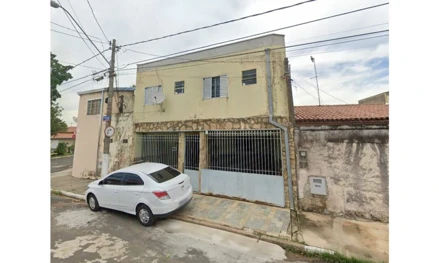 Casa em Campinas, Conjunto Habitacional Padre Anchieta, Rua Papa Santo Evaristo, 61, SP. Área: 240m2
