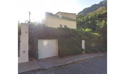Casa em Rio de Janeiro, Lagoa, CASA 130, LOCALIZADA NA RUA VITÓRIA RÉGIA, 130, LAGOA, RIO DE JANEIRO, RJ, CEP 22471-190, RJ. Área: 287m2