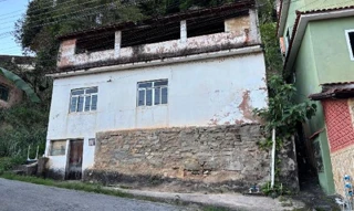 Imóvel 2938563 ['8555510461029'] - ['RUA ANTONIO FERNANDES TIMBIRA,N. 230, PORTO NOVO - CEP: 36660-000, ALEM PARAIBA - MINAS GERAIS'] ['Morro do Boiadeiro'] - ['Além Paraíba']/['MG'] - 1