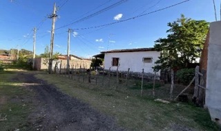 Imóvel 2482563 ['8444410433706'] - ['R TRAVESSA CRISTOVAO SOARES,N. 10, CENTRO - CEP: 64390-000, DEMERVAL LOBAO - PIAUI'] [''] - ['Demerval Lobão']/['PI'] - 1