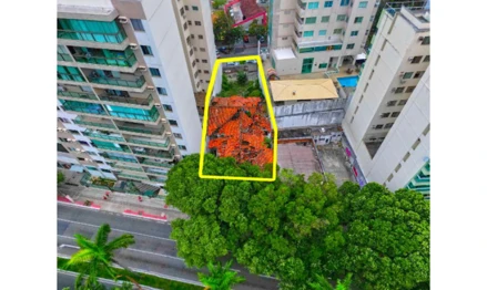 Casa em Vitória, Santa Helena, Avenida Desembargador Santos Neves, 1290, ES. Área: 142m2