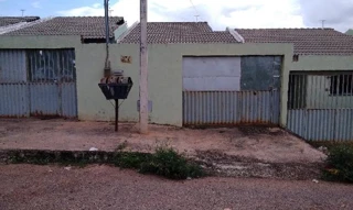 Imóvel 2196264 ['8444425227783'] - ['RUA DR RECALDE CUESTAS,N. SN QD 04 LT 10RUA DR RECALDE CUESTAS, VILA RAIO DE LUZ - CEP: 72904-276, SANTO ANTONIO DO DESCOBERTO - GOIAS'] ['Mansões Bittencourt'] - ['Santo Antônio Do Descoberto']/['GO'] - 1