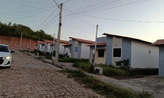 Imóvel 2536765 ['8444425708765'] - ['TREVESSA AZALEIA,N. 66 LT 07, CIDADE NOVA - CEP: 64390-000, DEMERVAL LOBAO - PIAUI'] ['Cidade Nova'] - ['Demerval Lobão']/['PI'] - 1