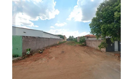 Imóvel rural em Jequitaí, Atoleiro, Fazenda Vale do Sol, BR 365, Trecho Jequitaí - Atoleiro, MG. Área: 305m2