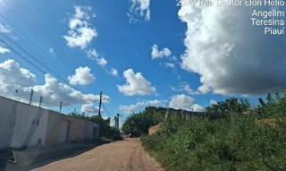 Imóvel 2893367 ['8444419413929'] - ['RUA 10,N. 3691 CS 04, ANGELIM - CEP: 64000-000, TERESINA - PIAUI'] ['Angelim'] - ['Teresina']/['PI'] - 1