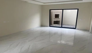 Imóvel 2706167 [''] - ['Rua Eurico Fonseca dos Santos, 622 - Xaxim - Curitiba - PR'] ['Xaxim'] - ['Curitiba']/['PR'] - 1