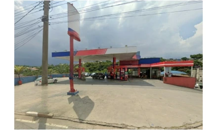 Comercial em Arujá, Vila Ferreira, Avenida dos Expedicionários, 2291, SP. Área: 239.61m2