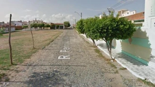 Imóvel 2497767 [''] - ['R. Pedro Viana Madeira - De 1 A 99998 , S/N - Parque Silvana'] ['Parque Silvana'] - ['Sobral']/['CE'] - 1