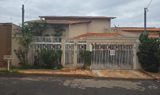 Imóvel 2711268 ['1444405635420'] - ['RUA DAS ORQUIDEAS,N. 53, GRANVILLE CASA BLANCA - CEP: 38202-408, FRUTAL - MINAS GERAIS'] ['Granville'] - ['Frutal']/['MG'] - 1