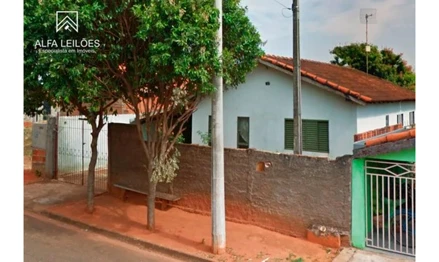 Casa em Coroados, Centro, Rua Joel Rodrigues de Souza, nº 104, SP. Área: 59.25m2