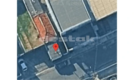 Casa em São Paulo, Vila Nova York, Rua Doutor Edgard Magalhães Noronha, 781, SP. Área: 112.5m2