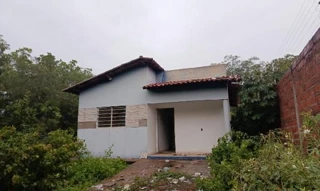 Imóvel 2828869 ['8444415547211'] - ['RUA FRANCISCO DE CARVALHO MELO,N. 53, CENTRO - CEP: 64390-000, DEMERVAL LOBAO - PIAUI'] [''] - ['Demerval Lobão']/['PI'] - 1