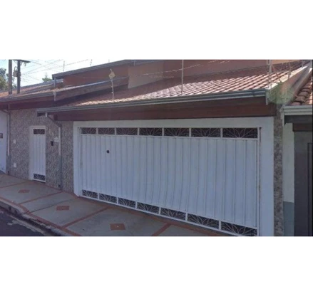 Casa em Bebedouro, Parque Residencial Irmãos Furquim, Rua Odilon de Campos Quadros, 206, SP. Área: 169.92m2