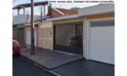 Casa em São Carlos, Vila Carmen, Rua Bispo Cesar Dacorso Filho, SP. Área: 142m2