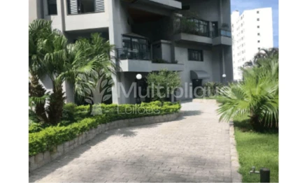 Apartamento em São Paulo, Vila Suzana, Rua Professor José Horácio Meirelles Teixeira, 599, SP. Área: 195.68m2