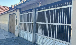 Imóvel 2464371 ['1444418787681'] - ['RUA ROSA MARLI DE SOUZA,N. 752 CASA 01, QD. K3 LOTE 33, MIRIM - CEP: 11705-080, PRAIA GRANDE - SAO PAULO'] ['Nova Mirim'] - ['Praia Grande']/['SP'] - 1