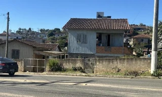 Imóvel 2431171 ['8555503896449'] - ['RUA HENRIQUE WARMELING,N. 721 EXTREMA COM RUA DUQUE DE CAXIAS, CENTRO - CEP: 88730-000, SAO LUDGERO - SANTA CATARINA'] [''] - ['São Ludgero']/['SC'] - 1