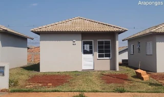 Imóvel 2593872 ['8787718781493'] - ['RUA ANDORINHA RIBEIRINHA,N. 0486 LT 16 QD 04, LOTEAMENTO VIVER BEM ARAPONGAS 2 - CEP: 86711-488, ARAPONGAS - PARANA'] [''] - ['Arapongas']/['PR'] - 1