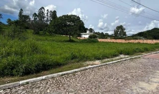 Imóvel 2447372 [''] - ['RUA ANTÔNIO INÁCIO MARTINS FERREIRA, 80- CONDOMÍNIO BELVEDERE, UNIDADE AUTÔNOMA Nº 83'] ['Belvedere'] - ['Esmeraldas']/['MG'] - 1