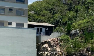 Imóvel 2888574 [''] - ['Rua Dr. Aurélio Rotolo, 577 - Casa - Mar Grosso - Laguna / SC'] ['Mar Grosso'] - ['Laguna']/['SC'] - 1