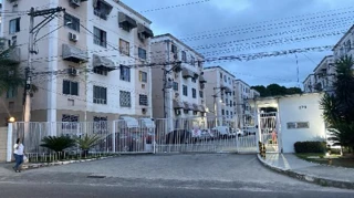 Imóvel 2909675 ['8555523772311'] - ['AVENIDA JOSE MENDONCA DE CAMPOS,N. 720 APTO. 303 BL 08, COLUBANDE - CEP: 24451-000, SAO GONCALO - RIO DE JANEIRO'] ['Colubandê'] - ['São Gonçalo']/['RJ'] - 1