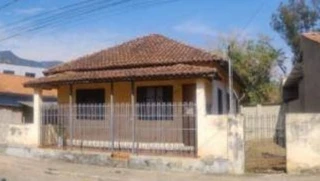 Casa em Piranguçu/MG