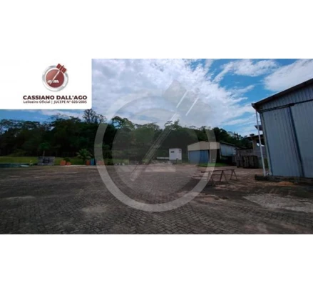 Galpão em Fundão, Taquaraçu, lugar denominado Taquaraçu, distrito da sede do município de Fundão, ES. Área: 694m2