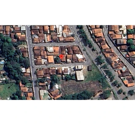 Casa em Catalão, Lot. Tres Cruzes, Rua Jacy Campos Neto, 59, Santo Antônio, GO. Área: 240m2
