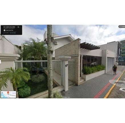 Casa em Navegantes, Centro, Rua Adolfo Cirino Müller, 57, Centro, Navegantes/SC - 88370448, SC. Área: 215.13m2