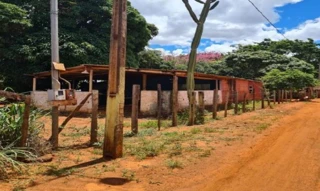 Imóvel 2385476 ['IDR184904'] - ['Lote 1433, s/n, Loteamento Chácara Santa Maria, Planaltina, GO, 73750-000'] [''] - ['Planaltina']/['GO'] - 1