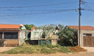 Imóvel 3068777 ['8555501093985'] - ['RUA V,N. SN LT 08 QD 26, LOT GIRASSOL RES - CEP: 72975-000, COCALZINHO DE GOIAS - GOIAS'] [''] - ['Cocalzinho de Goiás']/['GO'] - 1