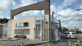 Imóvel 2543177 ['1444413974840'] - ['RUA TRES IRMAOS,N. 240 CS 01 QD O, AVIARIO - CEP: 44110-000, FEIRA DE SANTANA - BAHIA'] ['Aviário'] - ['Feira De Santana']/['BA'] - 1