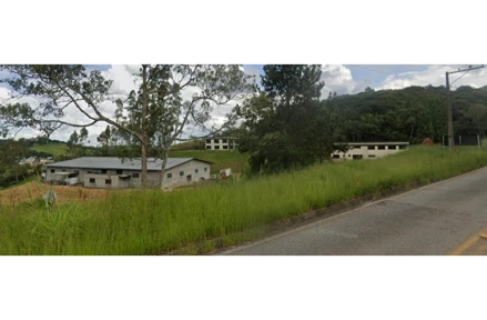 Casa em Barbacena, Sítio Pinheiro Grosso, Rodovia MG 265 KM 1, Sítio Pinheiro Grosso, MG. Área: 41788m2