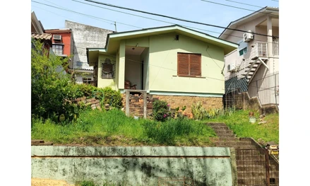 Casa em Porto Alegre, Santa Tereza, R. Gibran Khalil Gibran, 62, Santa Tereza, RS. Área: 44m2