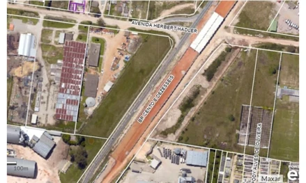Galpão em Pelotas, Fragata, Avenida Herbert Hadler, 2071, RS. Área: 2142m2