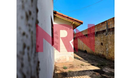 Casa em Bauru, Jardim Ouro Verde, Rua Professor Isaac Portal Roldan, 10-30, SP. Área: 64.72m2