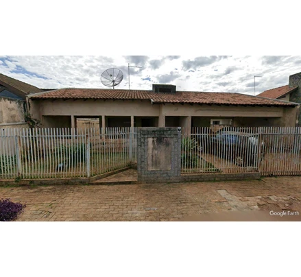 Casa em Rolândia, Jardim Alto Da Boa Vista, Rua Presidente João Goulart, 133 - Jardim Alto da Boa Vista, PR. Área: 480m2