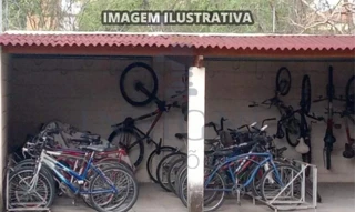 Imóvel 2578779 [''] - ['Avenida Fortunato Moreira, 483 - Santana - Pindamonhangaba - SP'] ['Centro'] - ['Pindamonhangaba']/['SP'] - 1