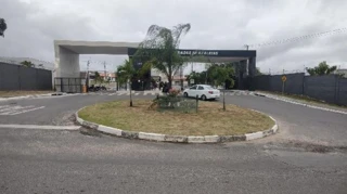 Imóvel 2719679 [''] - ['ESTRADA VICINAL, N. 172, QD C- COND MORADA CLUB AZALEIAS'] ['Sim'] - ['Feira De Santana']/['BA'] - 1