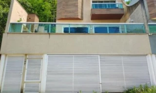Imóvel 2380579 [''] - ['Rua João Alberto dos Santos (Antiga Rua A), 160 - , Casa 02, constituído de parte do Lote 16 do PAL 42059, no Residencial Florença, com acesso pela Estrada Campo da Areia nº 777 - Jacarepaguá - Rio de Janeiro / RJ'] ['Pechincha'] - ['Rio de Janeiro']/['RJ'] - 1