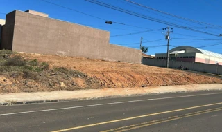 Imóvel 2932179 [''] - ['Rua Leonidas Alves Carneiro, S/N, Lote 01 Quadra 01 Monjolinho Ortigueira PR'] [''] - ['Ortigueira']/['PR'] - 1