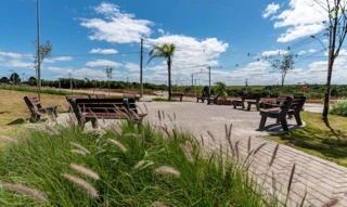 Imóvel 2720679 [''] - ['Lote 27 da quadra C, Travessa Ortiz, ruas 02, 06 e 03'] ['Cadiz'] - ['Gravataí']/['RS'] - 1