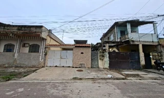 Imóvel 2933580 ['8416170002999'] - ['RUA MACEIO,N. 40 CS 02 AP 201, TRINDADE - CEP: 24456-310, SAO GONCALO - RIO DE JANEIRO'] ['Trindade'] - ['São Gonçalo']/['RJ'] - 1