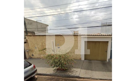 Casa em São Carlos, Vila Monte Carlo, Travessa Francisco Parrota, 394, SP. Área: 300m2