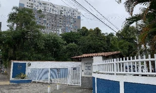 Imóvel 2465982 ['8444415515522'] - ['AVENIDA JOSE MENDONCA DE CAMPOS,N. 344 APTO. 305 BLOCO 3 LOTE A-2, MUTONDO - CEP: 24450-700, SAO GONCALO - RIO DE JANEIRO'] ['Mutondo'] - ['São Gonçalo']/['RJ'] - 1