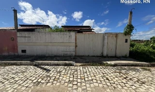 Imóvel 2921082 ['8444407929607'] - ['RUA POÇO BRANCO,N. 20 LT 794 QD 62, ITAPETINGA - CEP: 59600-000, MOSSORO - RIO GRANDE DO NORTE'] [''] - ['Mossoró']/['RN'] - 1