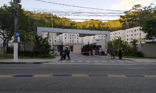 Imóvel 2683283 ['8787715901684'] - ['ESTRADA DOS BANDEIRANTES,N. 29900 APTO. 201 BL 11, LT 2 DO PAL 49446, FREGUESIA (JACAREPAGUA) - CEP: 22783-550, RIO DE JANEIRO - RIO DE JANEIRO'] ['Recreio'] - ['Rio de Janeiro']/['RJ'] - 1